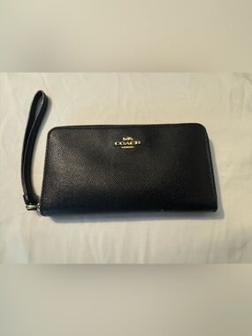 Coach Black Textured Leather Zip Wristlet